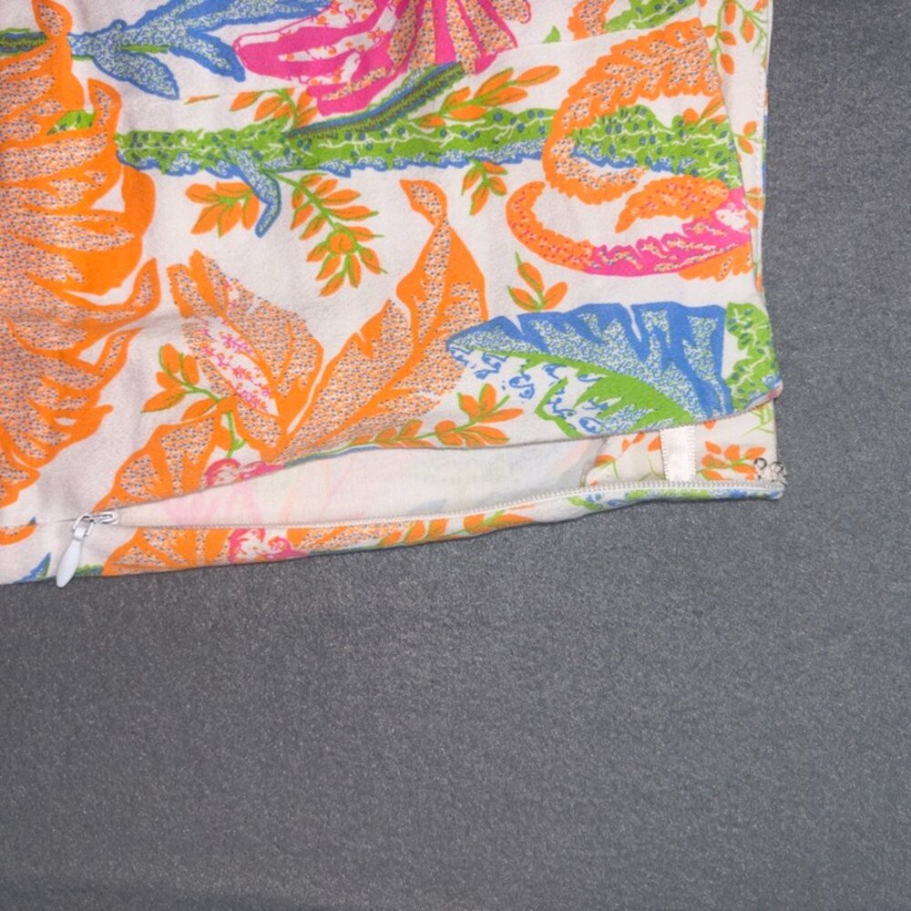 Gretchen Scott Designs Tropical Floral Multicolor Women’s Shorts - Picture 9 of 9